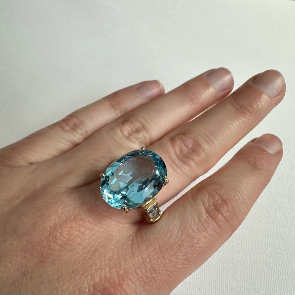 14K Gold Sky Blue Topaz Cocktail Ring Statement Jewelry - Picture 8 of 8
